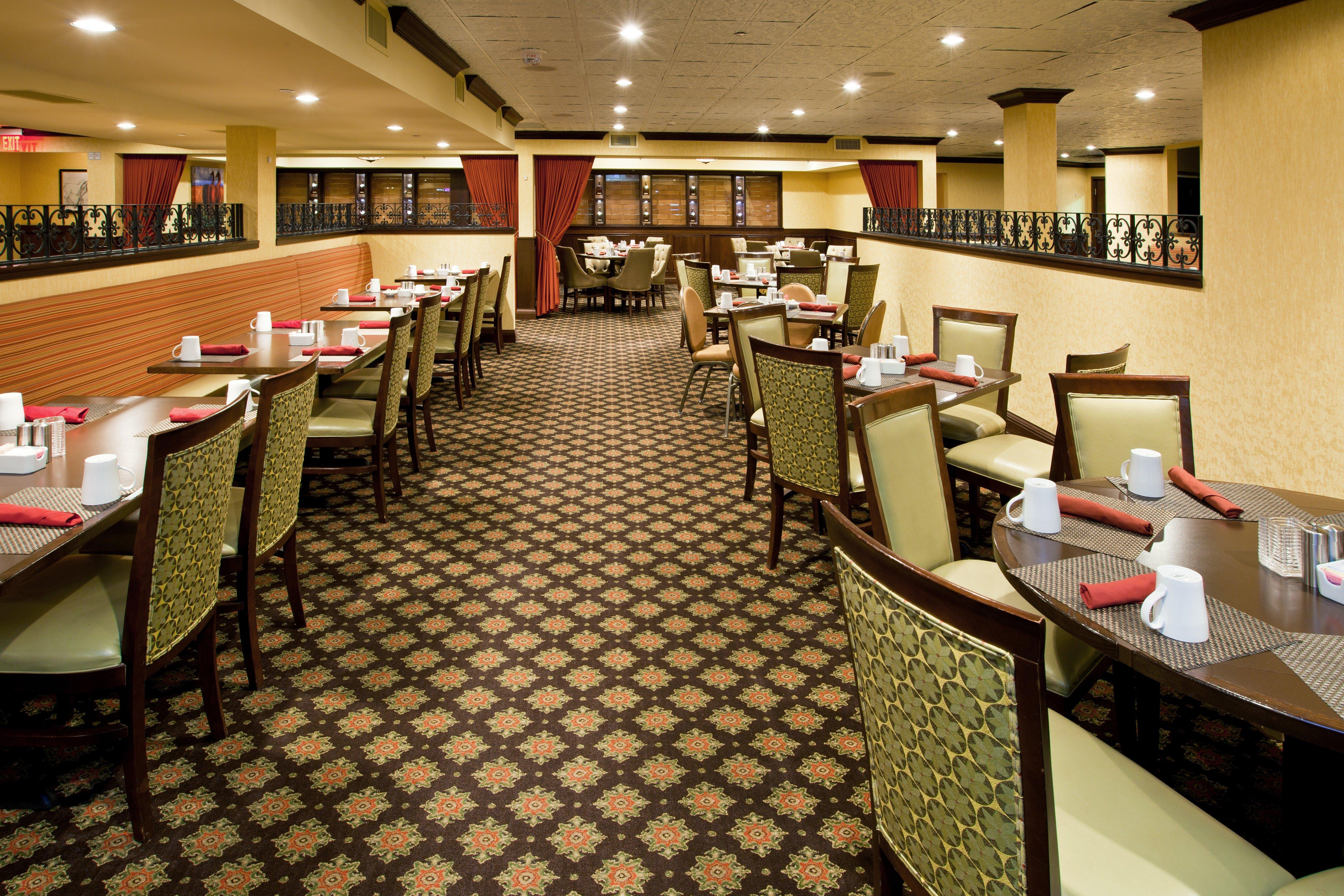 Crowne Plaza Louisville Airport Expo Ctr By Ihg Bagian luar foto