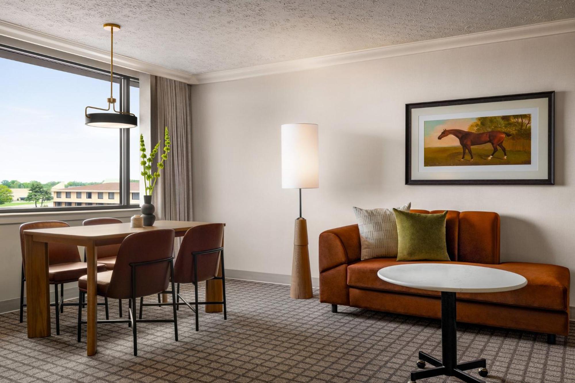 Crowne Plaza Louisville Airport Expo Ctr By Ihg Bagian luar foto