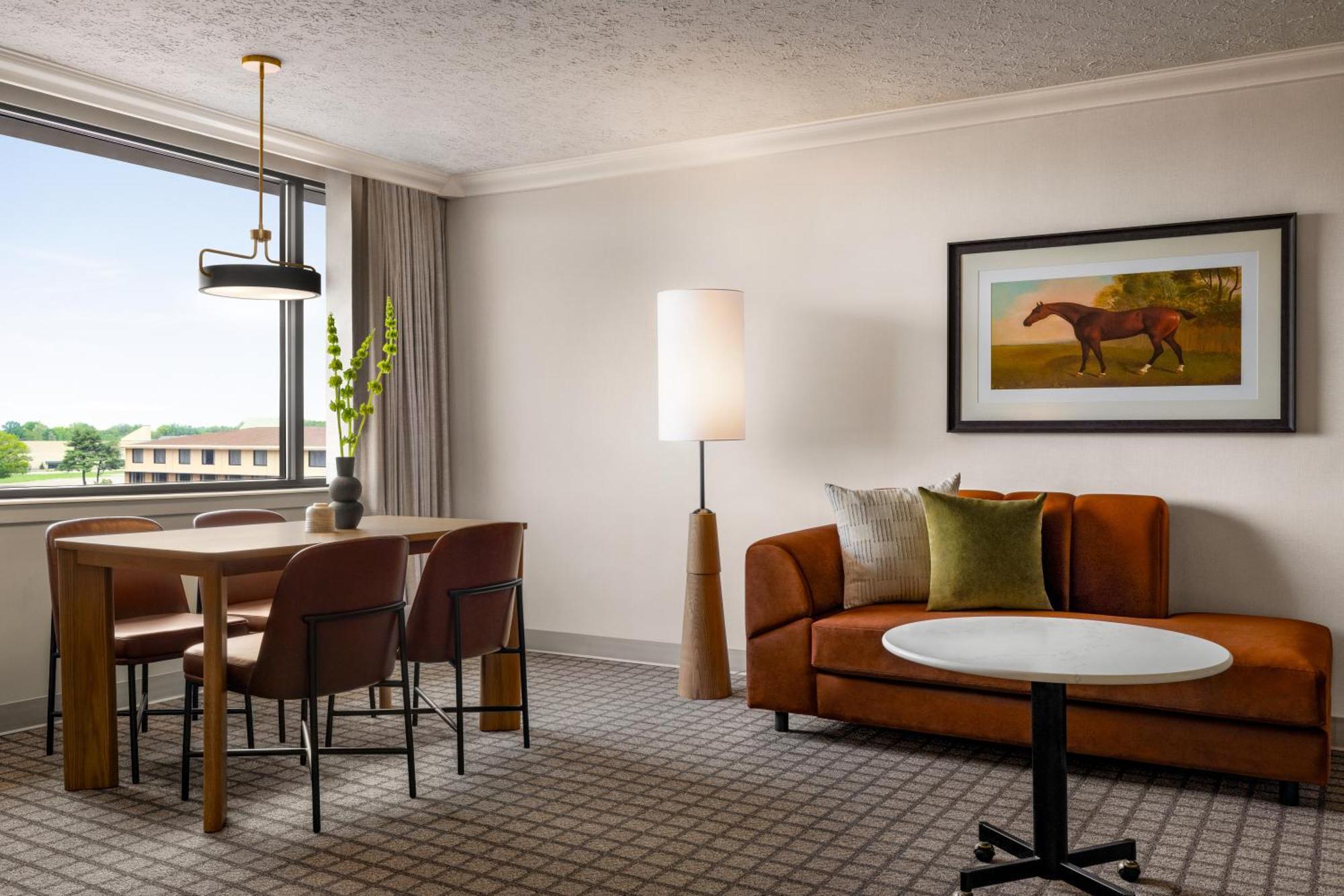 Crowne Plaza Louisville Airport Expo Ctr By Ihg Bagian luar foto